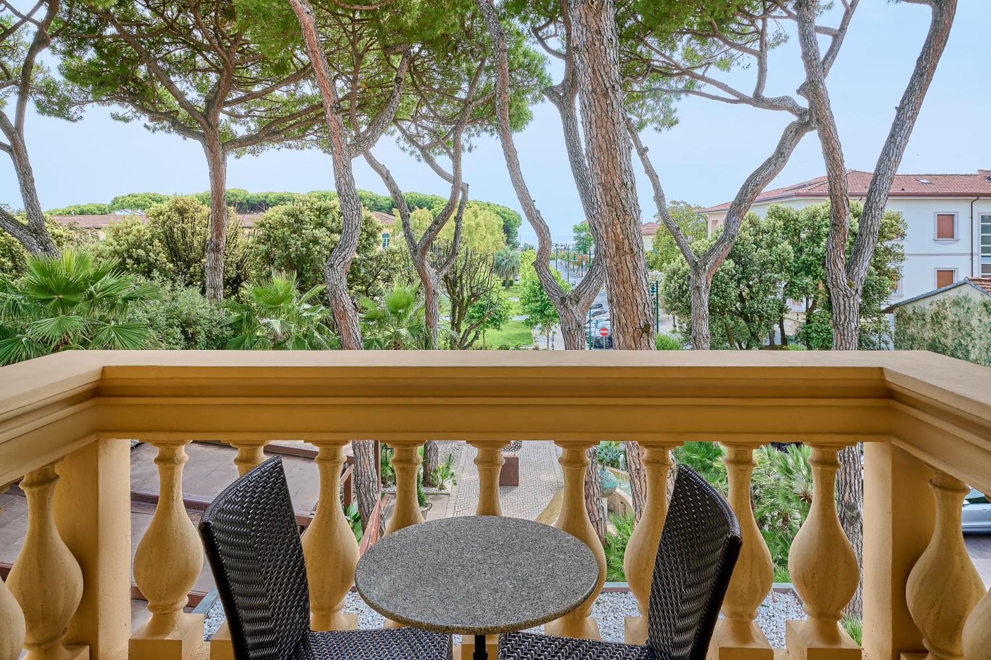 Grand Hotel Imperiale Forte dei Marmi Esterno foto