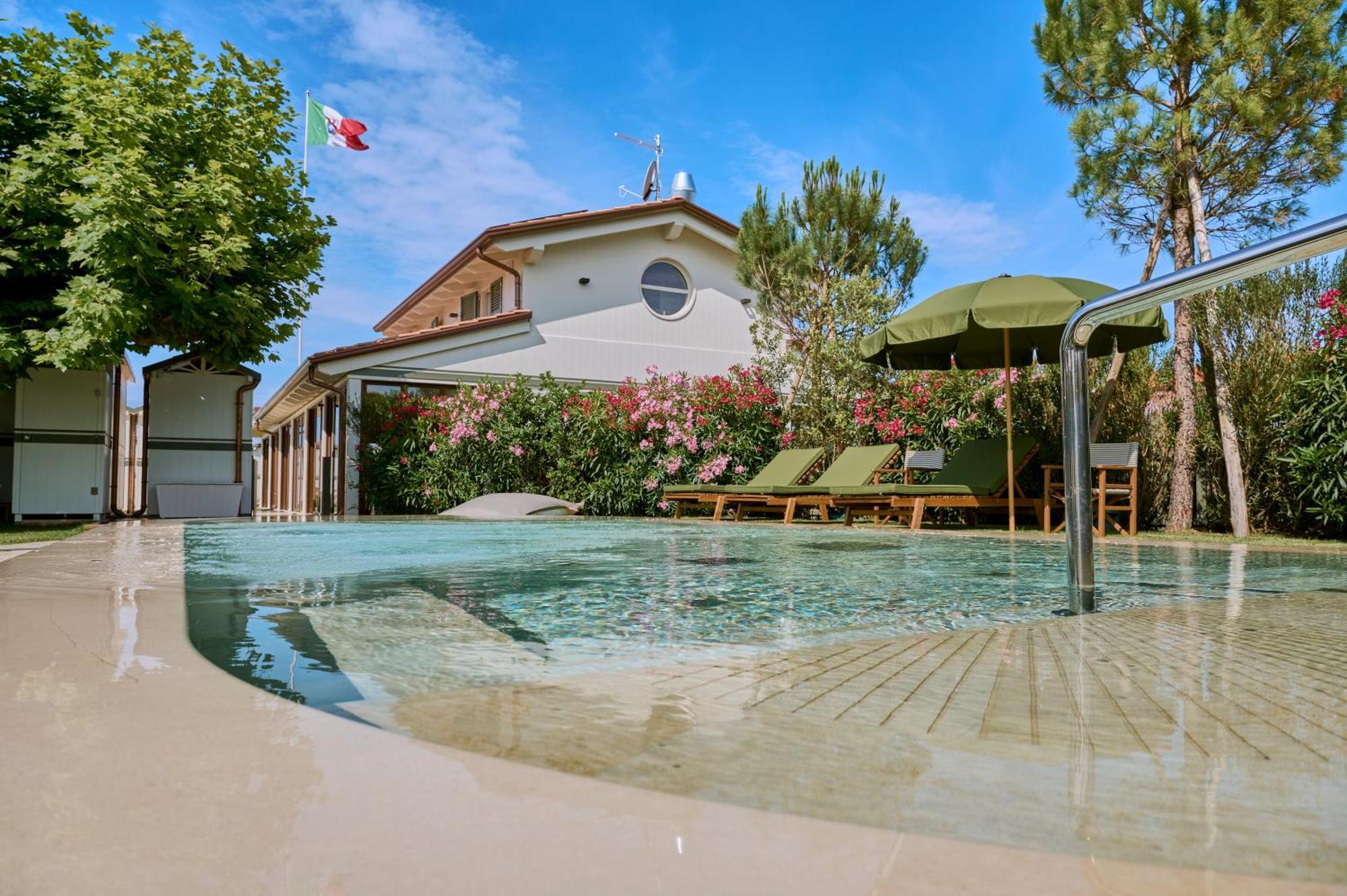 Grand Hotel Imperiale Forte dei Marmi Esterno foto