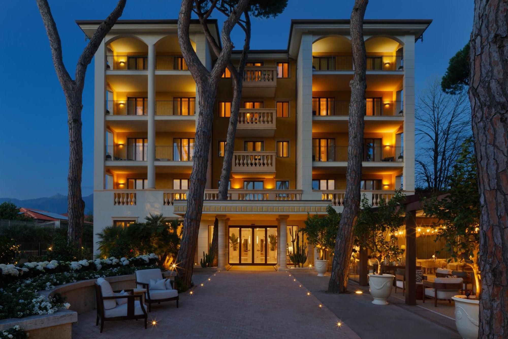 Grand Hotel Imperiale Forte dei Marmi Esterno foto
